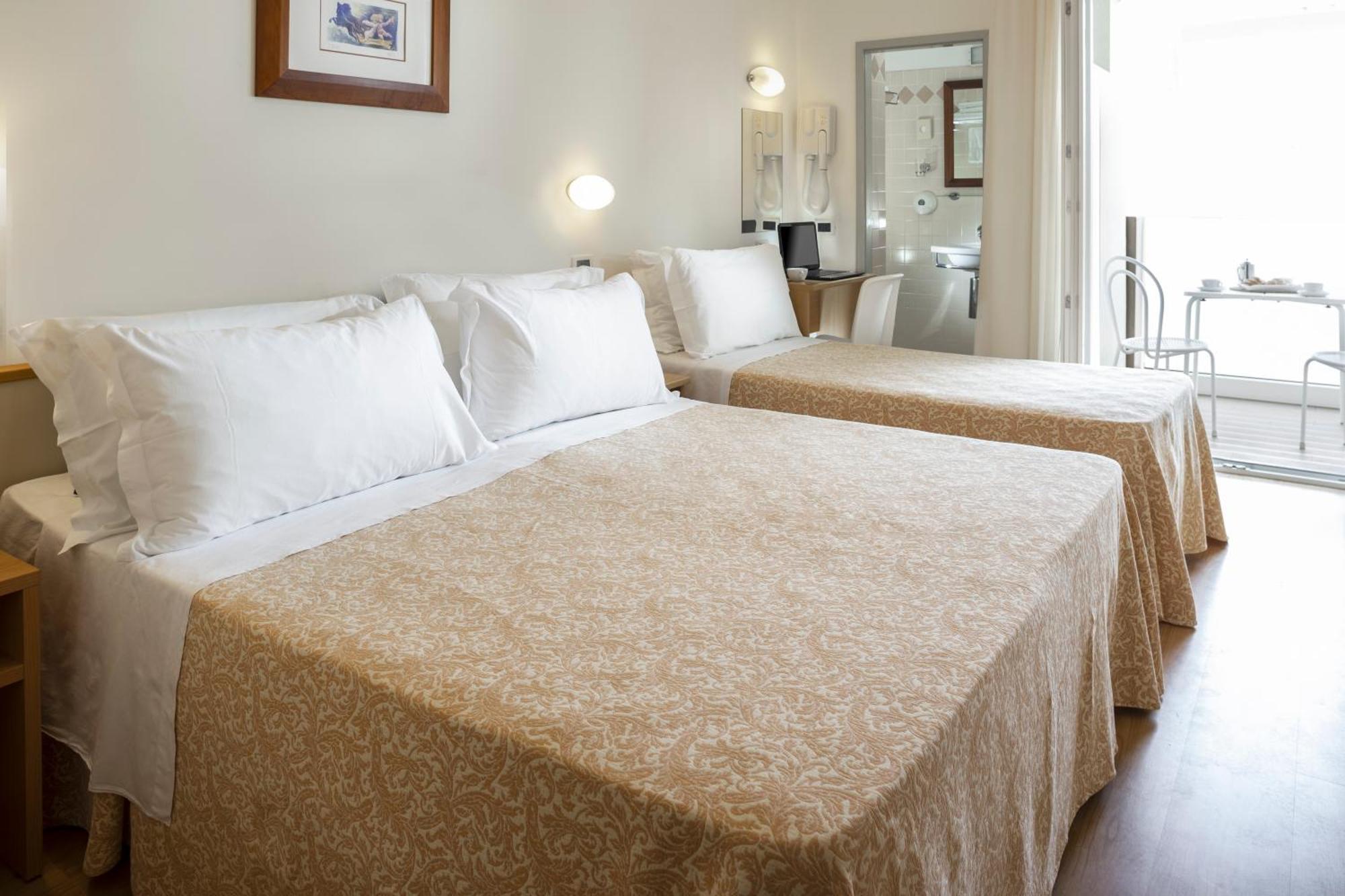 Hotel Baltic ريميني المظهر الخارجي الصورة